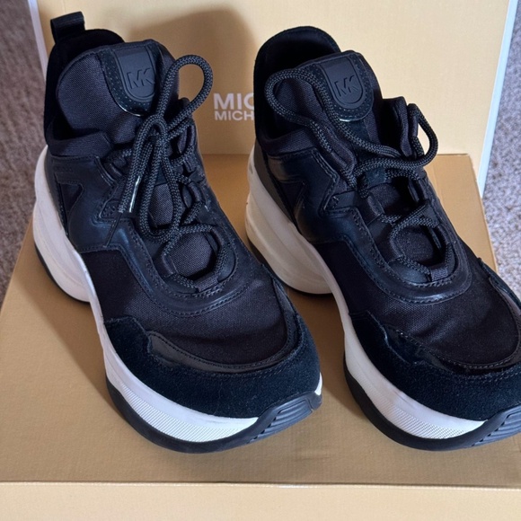 Michael Kors sneakers - Picture 1 of 4